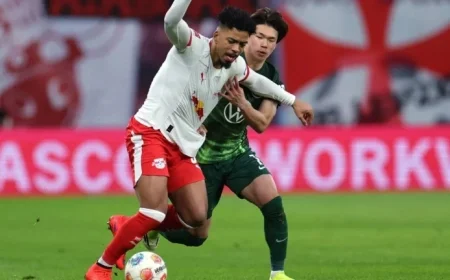 Bundesliga: Wolfsburg Let Victory Slip Away in Leipzig