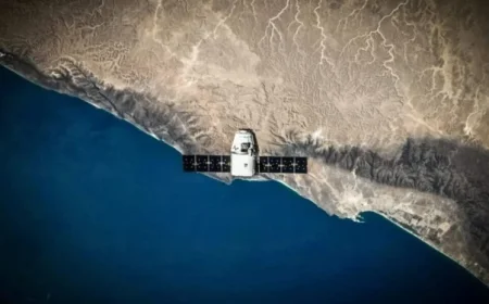 Starlink Satellites Falling: Scientists Warn of Earth’s Mounting Impact