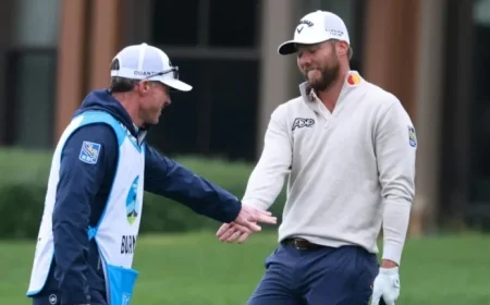 Pebble Beach Thrills: Consecutive Hole-Out Eagles on First Hole