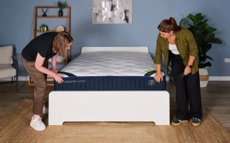 6 Signs You Need a New Mattress and Top 5 Presidents’ Day Picks