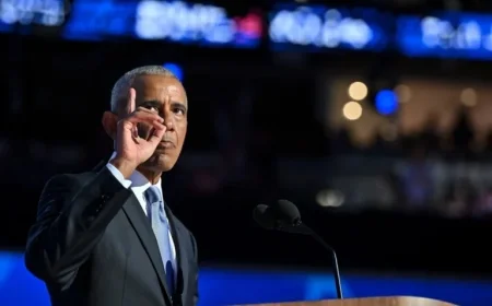 Obama Suggests Aliens Exist, Later Clarifies He’s Speculating