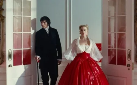 Emerald Fennell’s Provocative Take on Wuthering Heights Falls Flat