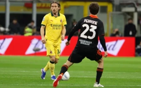 Nico Paz Scores First, Leao Equalizes: Milan Draws, Inter Leads by 7