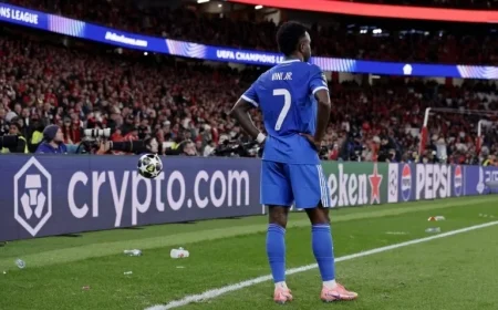 Vinicius Jr Endures Tough Night in Disheartening Football Scene