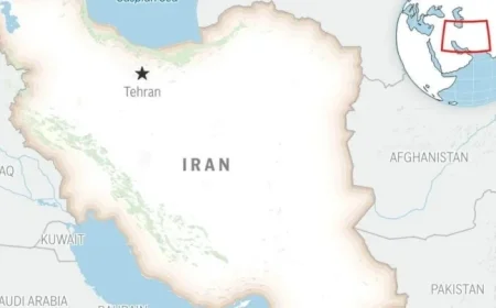 Iran and US Embrace Gunboat Diplomacy Amid Stalled Nuclear Talks