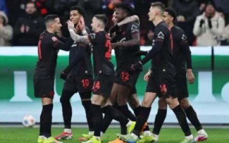 Sri Lanka Hosts Zimbabwe at Premadasa in High-Spirited Match