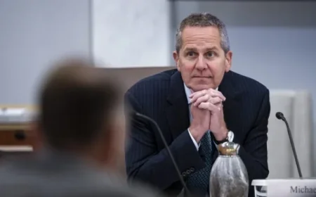 Fed Governor Warns AI Could Render Many Workers Unemployable