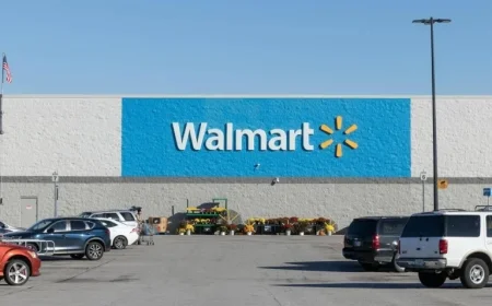 Walmart Exceeds Q4 Estimates, Lowers Full-Year Guidance