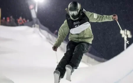 Rachael Karker Pursues Second Olympic Halfpipe Despite Knee Pain