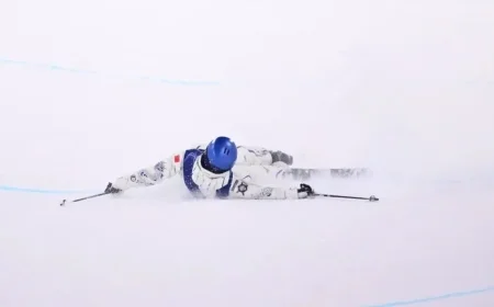 Eileen Gu, Team China’s Skier, Endures Harsh Fall at Olympics