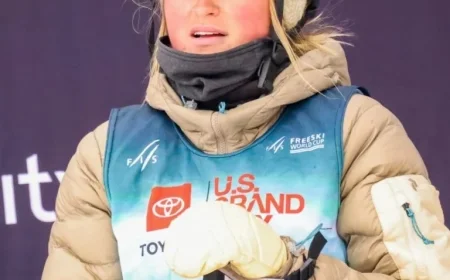 Svea Irving Secures Eighth Place in Olympic Freeski Halfpipe Qualifiers