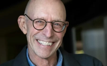 Michael Pollan Claims AI May Think but Lacks True Consciousness