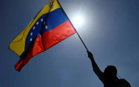 First European Flight Lands in Venezuela After Maduro’s Ouster