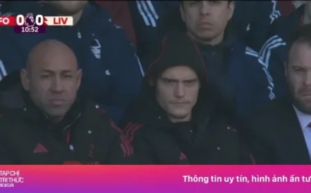 Wirtz’s Reaction to Not Playing Grabs Attention