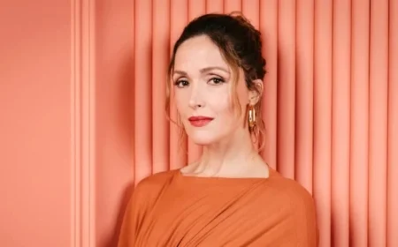 Irish Passport Control Greets with ‘Welcome Home’