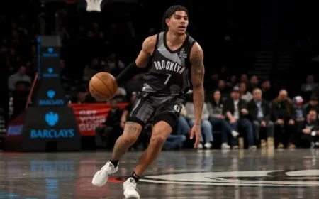 Kings Close 10-Day Deal with Killian Hayes