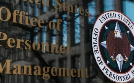 OPM Warns Agencies Against Ignoring Court Orders on Union Contracts