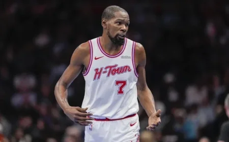 Kevin Durant Matches Kareem on NBA’s All-Time 30-Point Game List