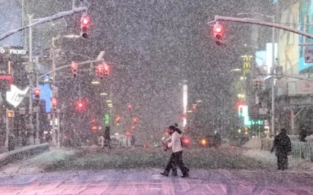 New York Paralyzed by Historic Northeastern Storm: Photos