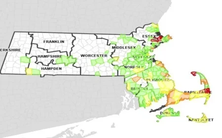 Blizzard Hits Massachusetts: Over 250,000 Lose Power Amid High Winds