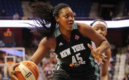 WNBA Champion Kara Braxton, 43, Dies in Atlanta Car Crash