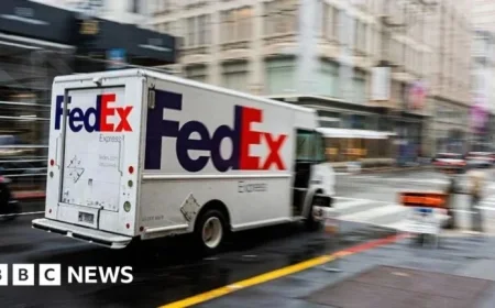 FedEx Sues to Recover Full Trump Tariff Refund