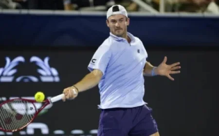 Trump’s Approval Plummets to 37% Before State of the Union Speech