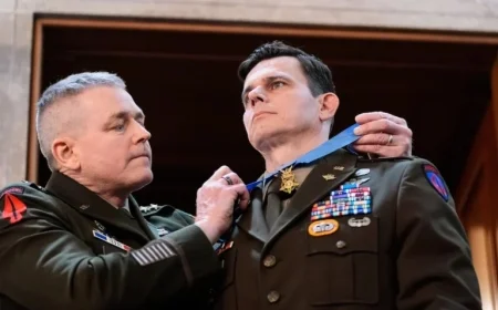 Army Pilot Injured in Maduro Raid Awarded Medal of Honor at State of the Union