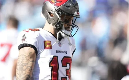 Four Teams Show Interest in Mike Evans