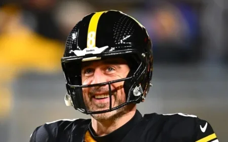 Pittsburgh Steelers Set Timeline for Aaron Rodgers Decision