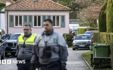 US-Iran Talks Set as Nuclear Deal Pressure Intensifies