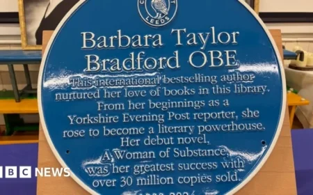 Leeds Honors Author Barbara Taylor Bradford with Commemorative Plaque