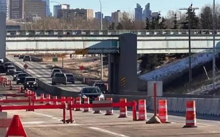 Calgary Mayor Asserts Oil Prices Irrelevant to Local Infrastructure