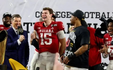 Klint Kubiak Praises Fernando Mendoza’s Winning Spirit