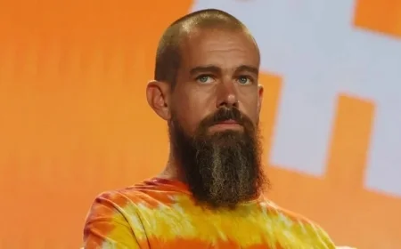 Jack Dorsey’s Memo Hints at Surge in White-Collar Layoffs