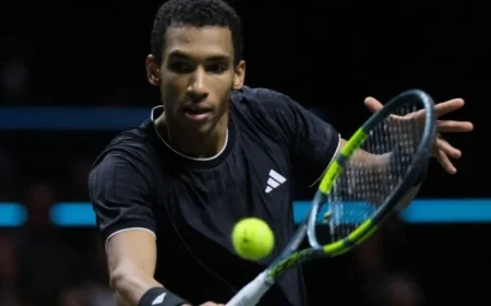 Auger-Aliassime Advances to Dubai Semifinals, Faces Medvedev Next