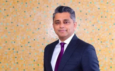 U of T Dentistry Dean on Leave Amid Racist Lecture Image Probe