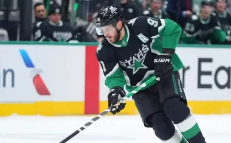 Seguin’s Knee Injury Sidelines Stars Player for Season Before Trade Deadline