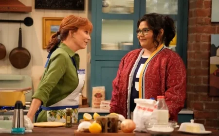 Belissa Escodebo Praises Reba McEntire’s Southern Charm on Happy’s Place Set