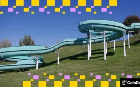 Bitcoin Drops to $65,000; Solana, XRP, and Dogecoin Fall 6%