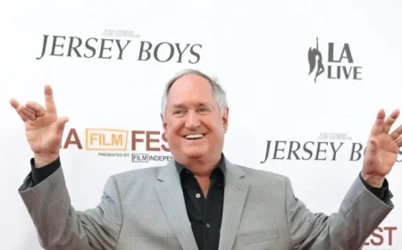 ‘Breaking Up Is Hard to Do’ Singer Neil Sedaka Passes Away at 86