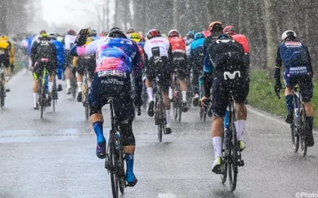 Livestream (10:15 AM): Peloton Braces for Wet, Windy Omloop Nieuwsblad