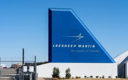 Lockheed Martin Shares Surge 2.7% After New Military Contracts Announced