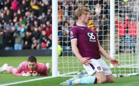 Zian Flemming Shines as Star in Premier League Blockbuster