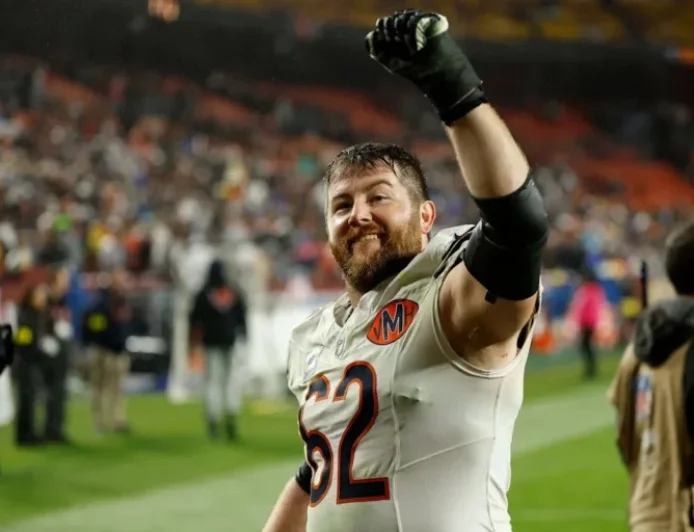 Bears’ Joe Thuney Earns Protector of the Year Award