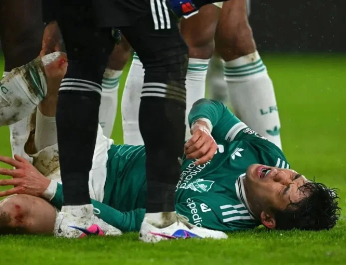 Wataru Endo Injury Deepens Liverpool’s Crisis During Sunderland Match