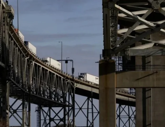 Six Republicans Oppose Trump, Block His Canada Tariffs