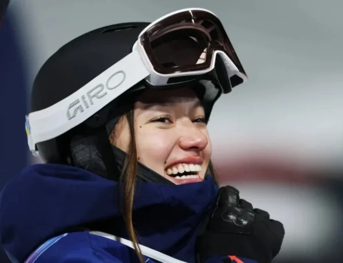 Zoe Atkin Challenges Eileen Gu’s Olympic Title with Fearless Drive