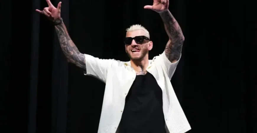 UFC Fighter Dan Hooker Takes Economy Flight for Family’s UFC 325 Trip