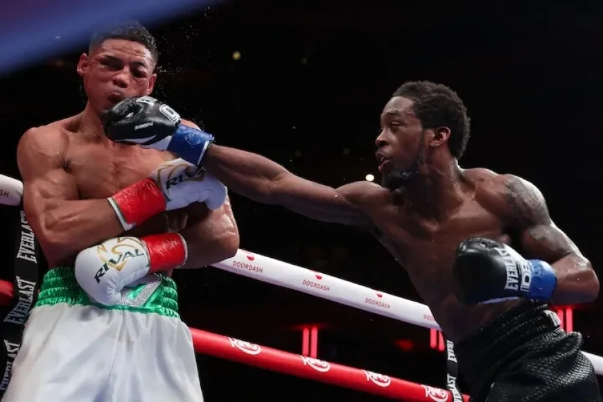 Keyshawn Davis Defeats Jamaine Ortiz, Advances to Second Division